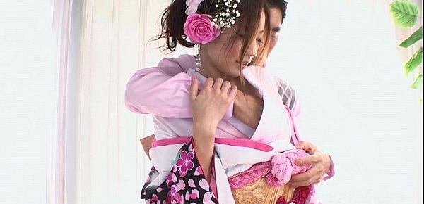  Kaori Maeda - Beautiful Japanese KIMONO Girl
